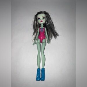 Monster High Doll Frankie Stein HOW DO YOU BOO? GHOUL SPIRIT Molded Shoes